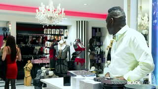 ���ੁੰਦਰ ਰਾਖੇਲ Adjani ਪ੍ਰਾਪਤ ਕਰਦਾ ਹੈ, ਨ੍ਯੂ ਲਿੰਗਰੀ &#039; ਤੇ ਬੀਬੀਸੀ Eddy ਬਲੈਕਸਟੋਨ ਦੇ ਸੈਕਸ ਦੁਕਾਨ &amp;amp; ਅੰਤ ਵਿੱਚ ਇੱਕ ਗਰਮ ਗਦਾ ਸੈਸ਼ਨ ਦੇ ਨਾਲ ਇੱਕ ਬਰਫ ਬ. ਜ., ਇੱਕ ਦਿਲ੍ਡੋ ਵਿਚ ਉਸ ਦੇ ਪਿਛੋਕੜ ਦੀ &amp;amp; ਇੱਕ ਮਲਾਈ! ਪੂਰੀ ਫ਼ਿਲਮ &amp;amp; 1000s &#039; ਤੇ ਹੋਰ PrivateBlack.com!