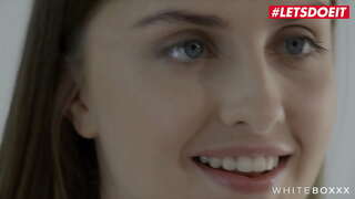 LETSDOEIT - (Sona Riu &amp;amp; En Rei) Kayente Pap Pone Man Hunga I dal Ku Dos bira un Euro Biba Model